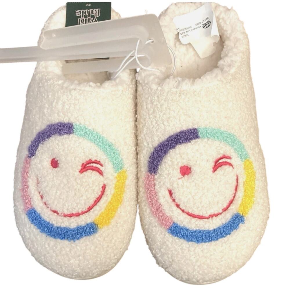 NWT Wild Fable Cream Sherpa Smiley Face Slippers - Size M 7/8